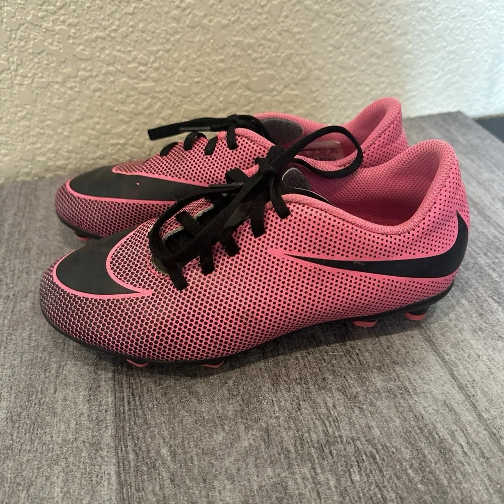 Nike JR Bravata II FG Pink Blast / Black 844442-600 (Youth) Kids Size 3.5Y